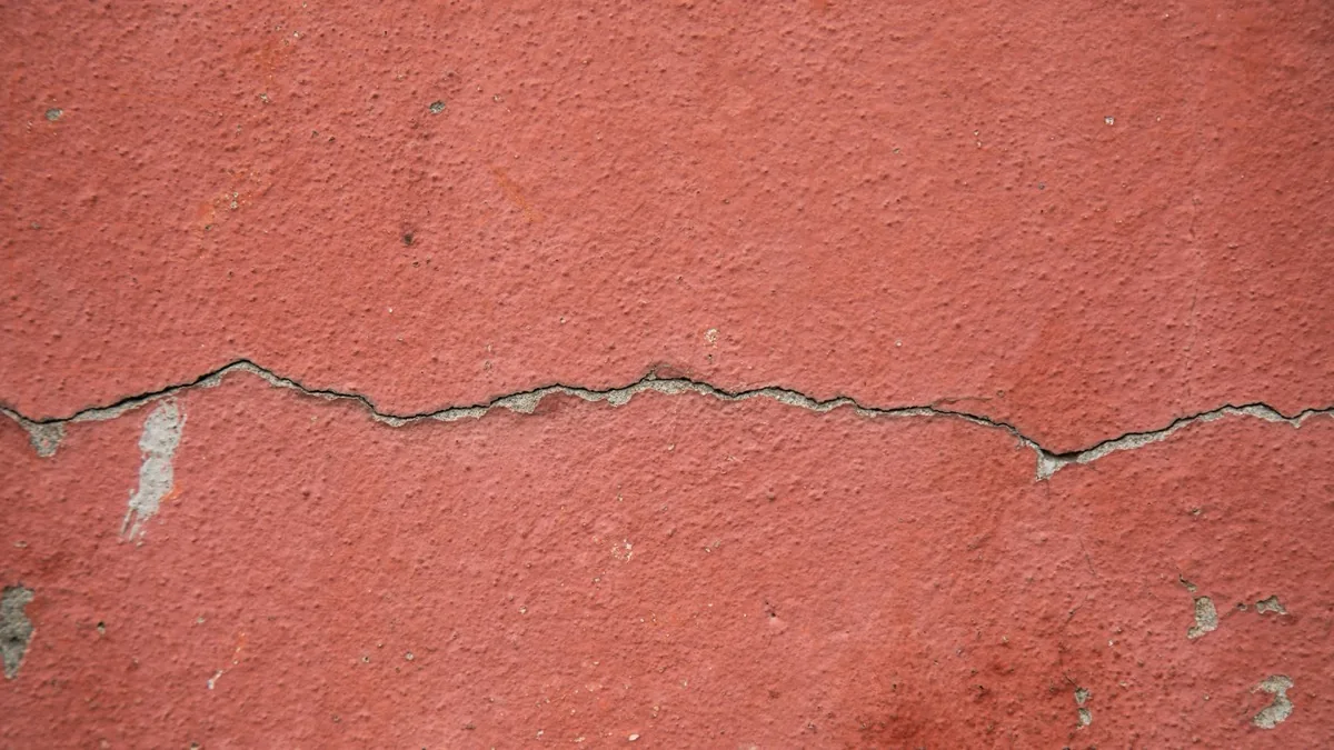 Vertical Foundation Cracks: What I Wish Someone Had Told Me
